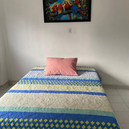Hostel Kumho Home Медельїн Екстер'єр фото