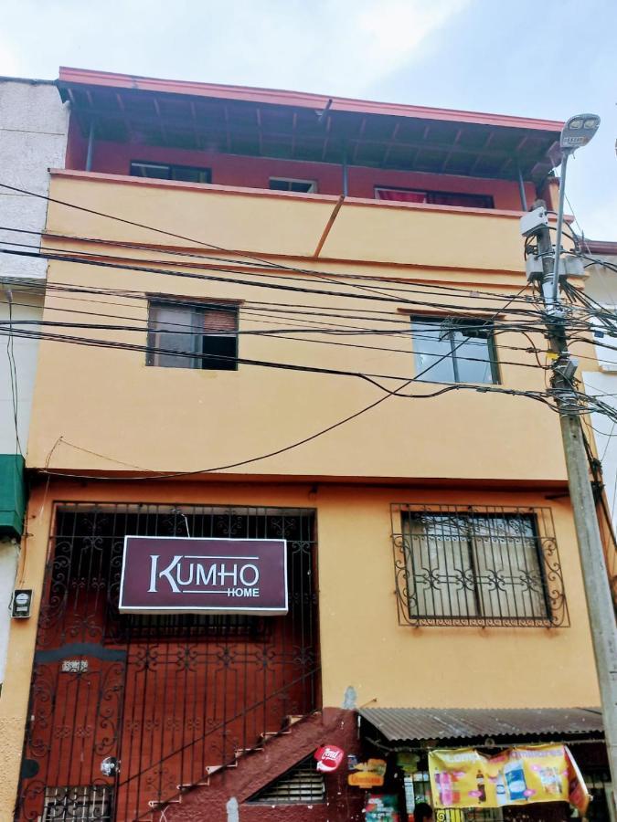 Hostel Kumho Home Медельїн Екстер'єр фото