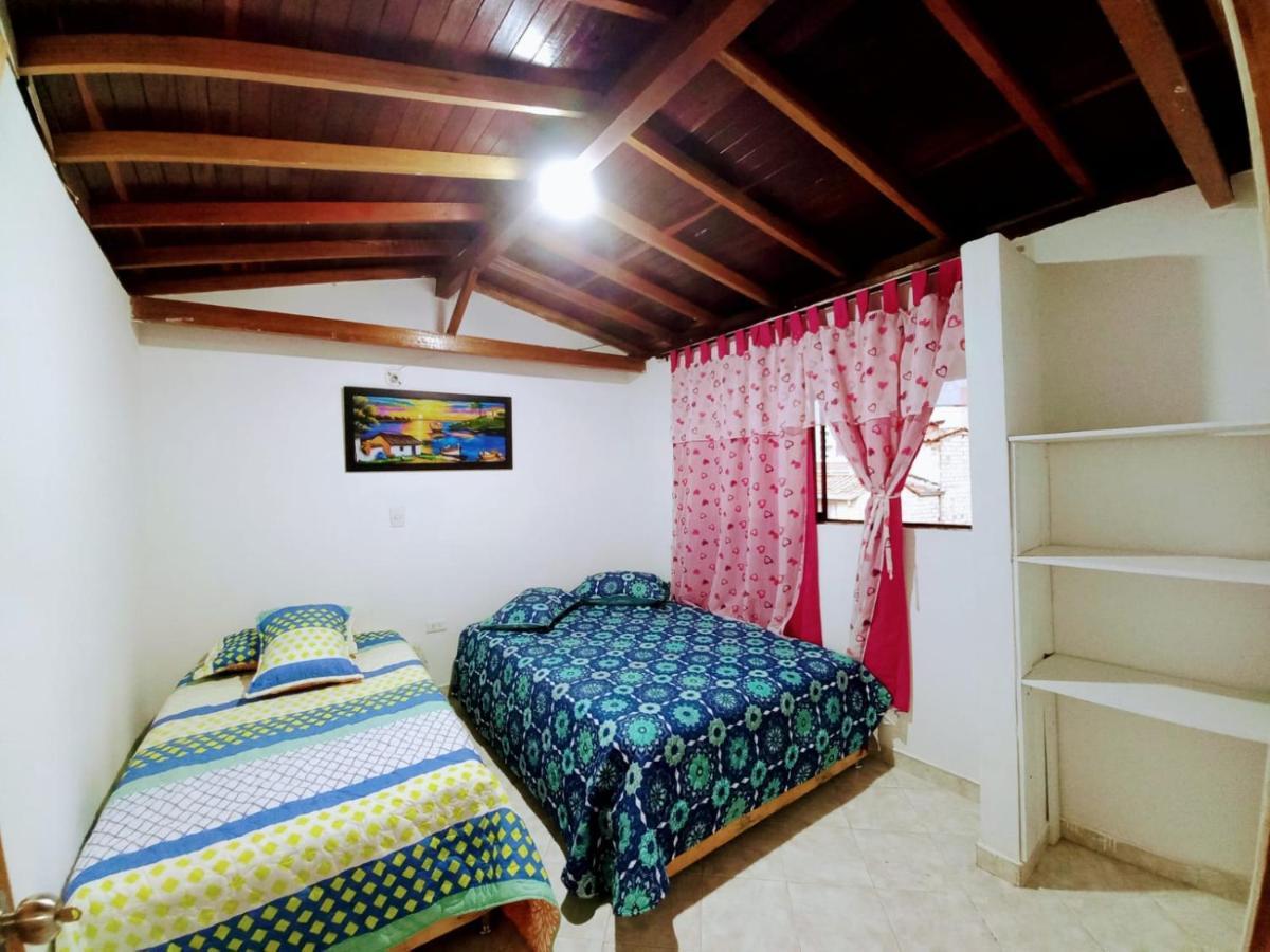 Hostel Kumho Home Медельїн Екстер'єр фото