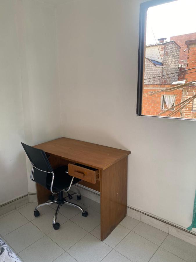 Hostel Kumho Home Медельїн Екстер'єр фото