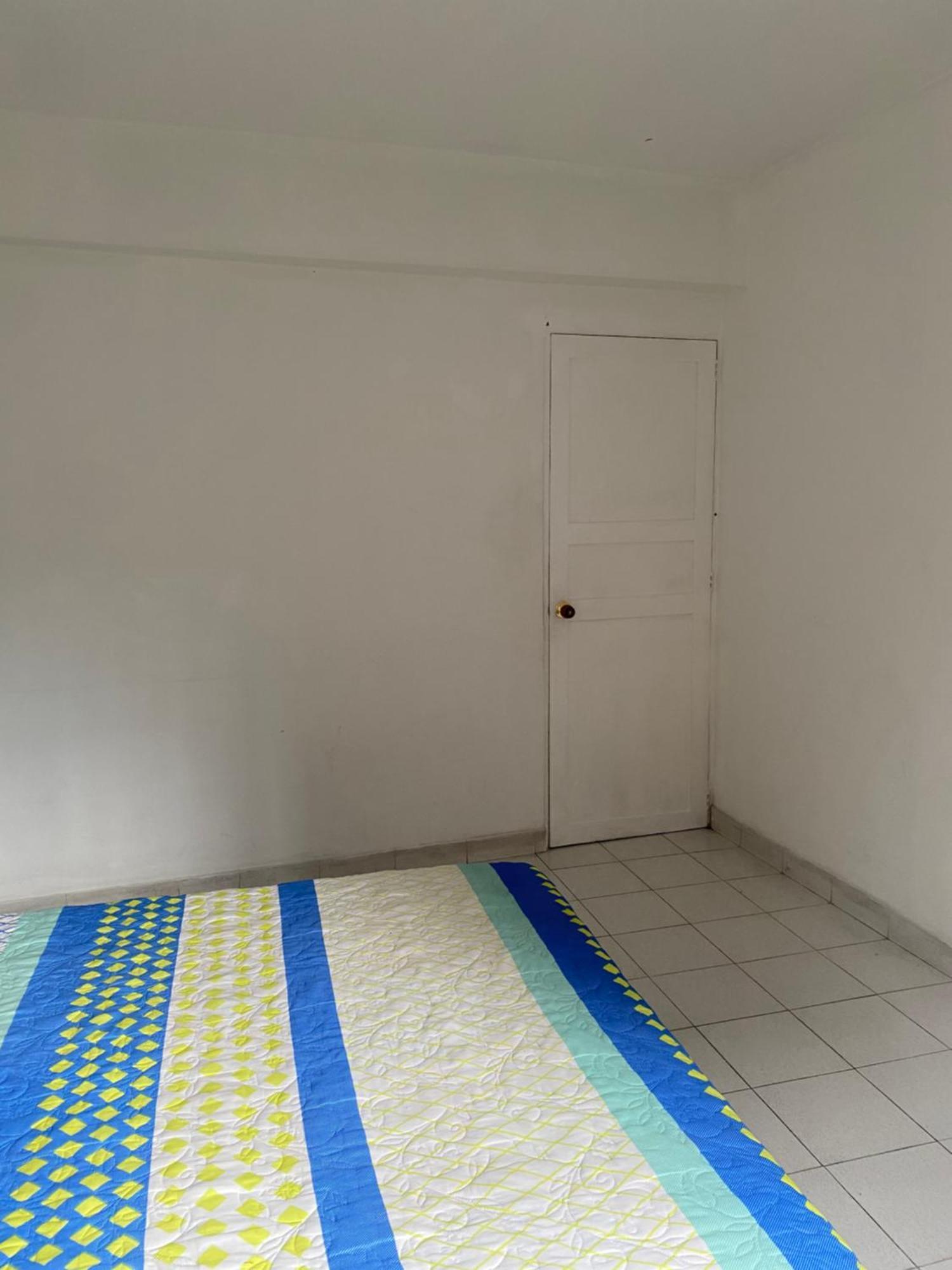 Hostel Kumho Home Медельїн Екстер'єр фото